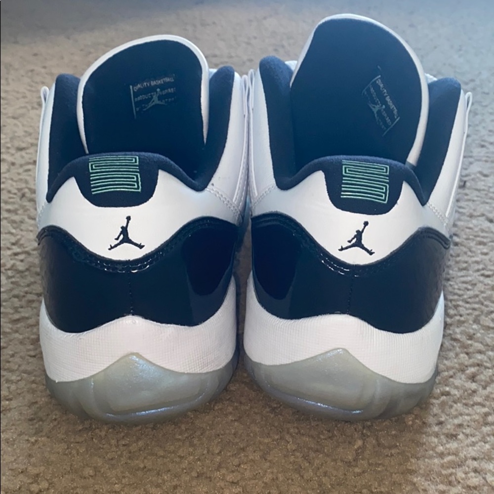 Jordan 11 - Picture 4 of 5